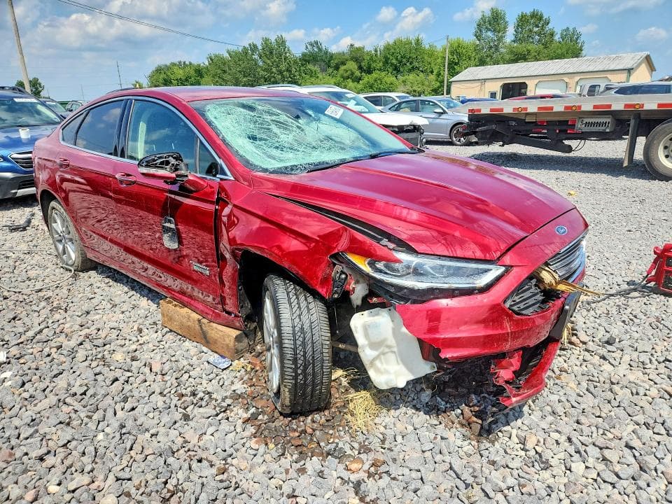 2017 FORD FUSION TITANIUM PHEV 4