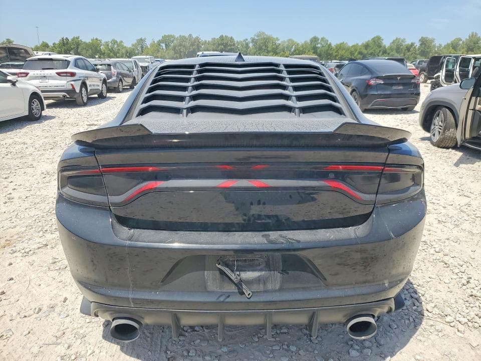 2017 DODGE CHARGER SE 6