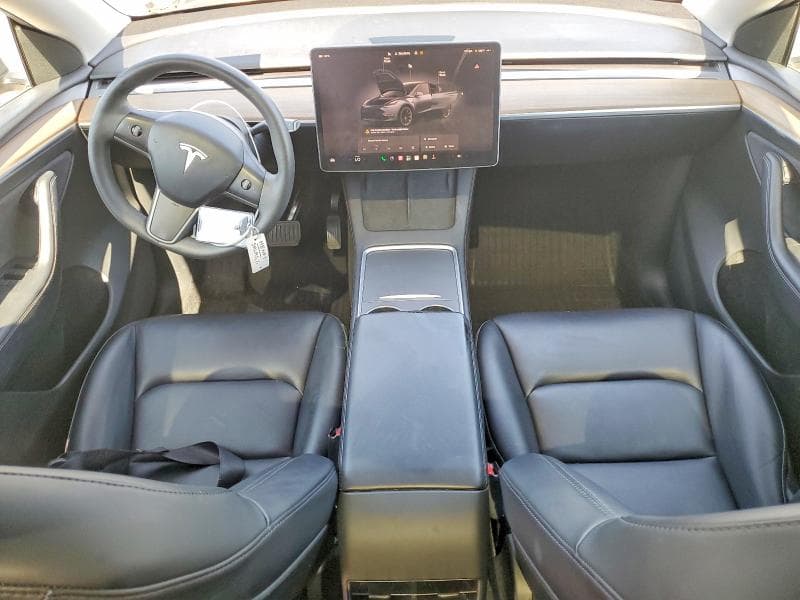 2022 TESLA MODEL Y 8