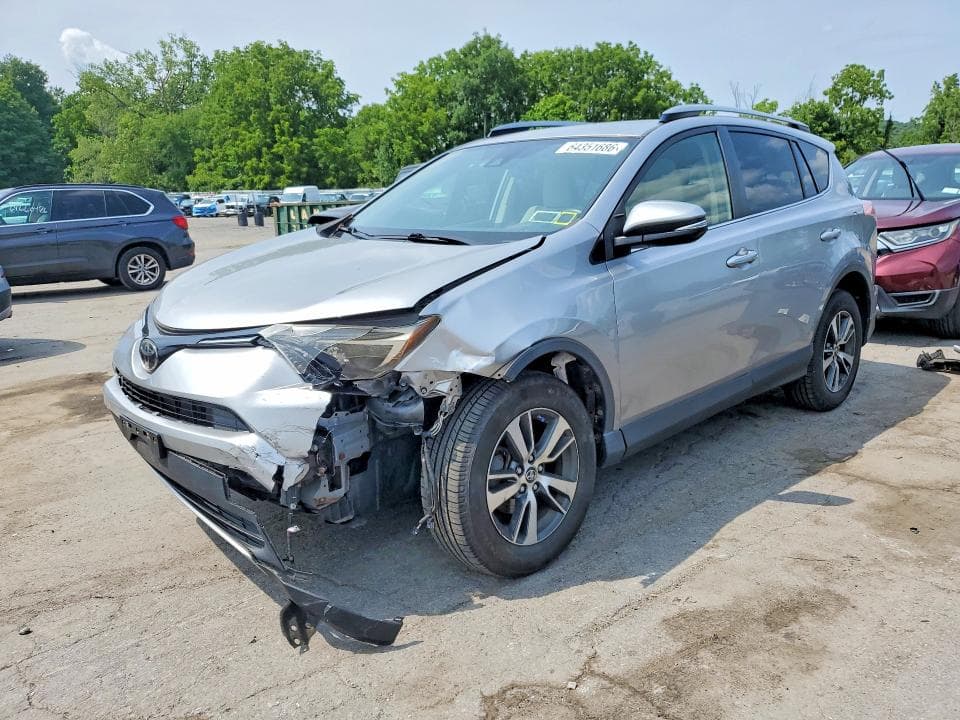 2018 TOYOTA RAV4 XLE - 1