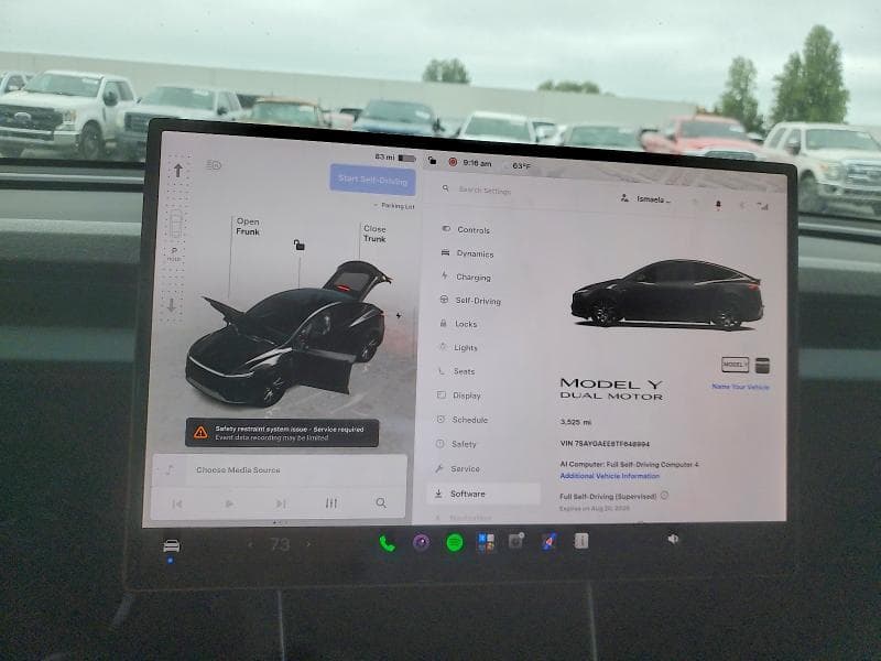 2026 TESLA MODEL Y 9