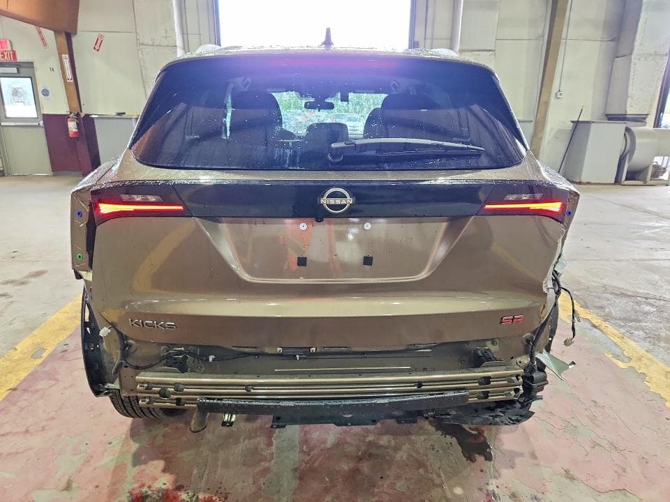 2026 NISSAN KICKS SR 6