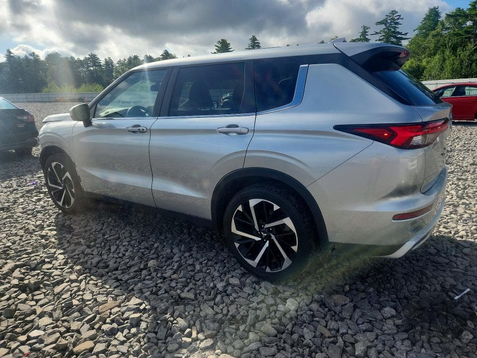 2024 MITSUBISHI OUTLANDER SE 2