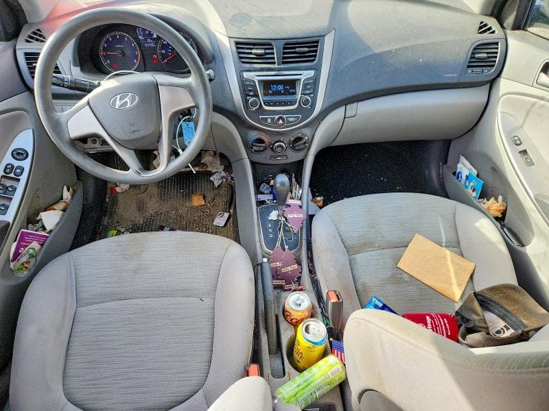 2017 HYUNDAI ACCENT SE 8