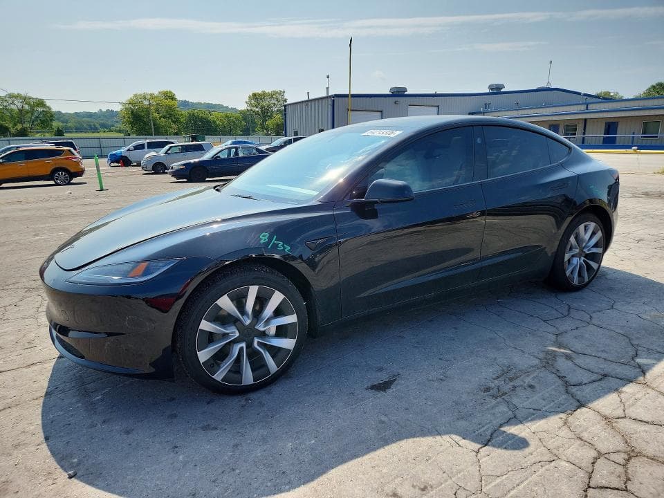 2026 TESLA MODEL 3 - 1