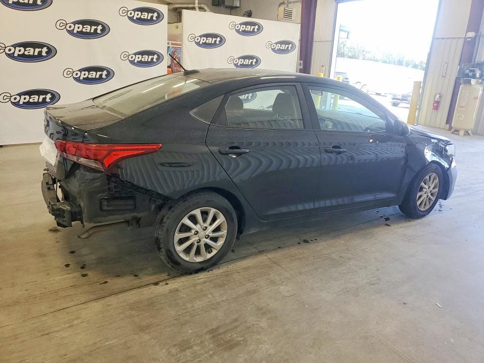 2018 HYUNDAI ACCENT SEL 3