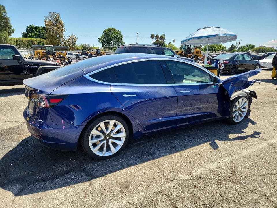 2020 TESLA MODEL 3 3