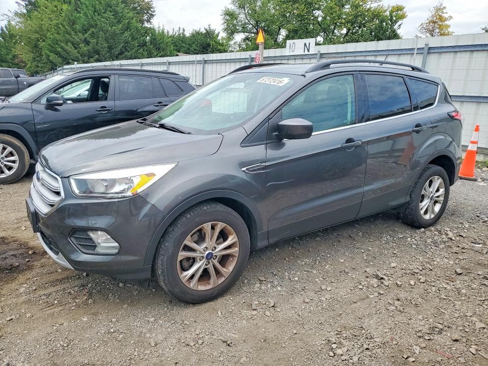 2018 FORD ESCAPE SE - 1