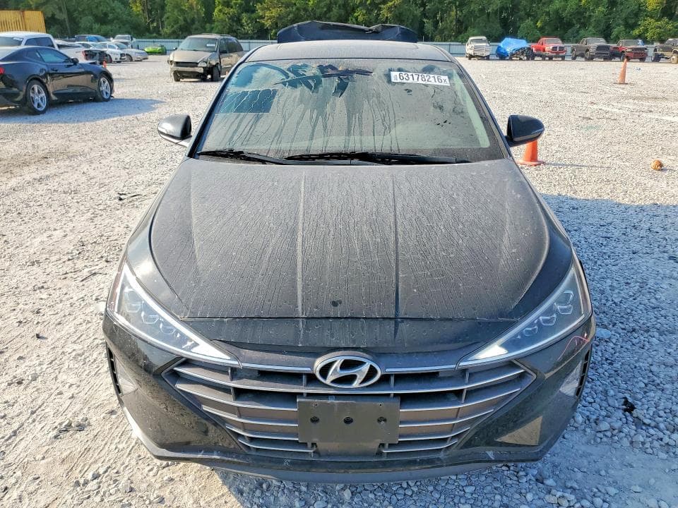 2019 HYUNDAI ELANTRA LIMITED 5