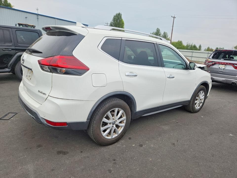 2019 NISSAN ROGUE SV 3