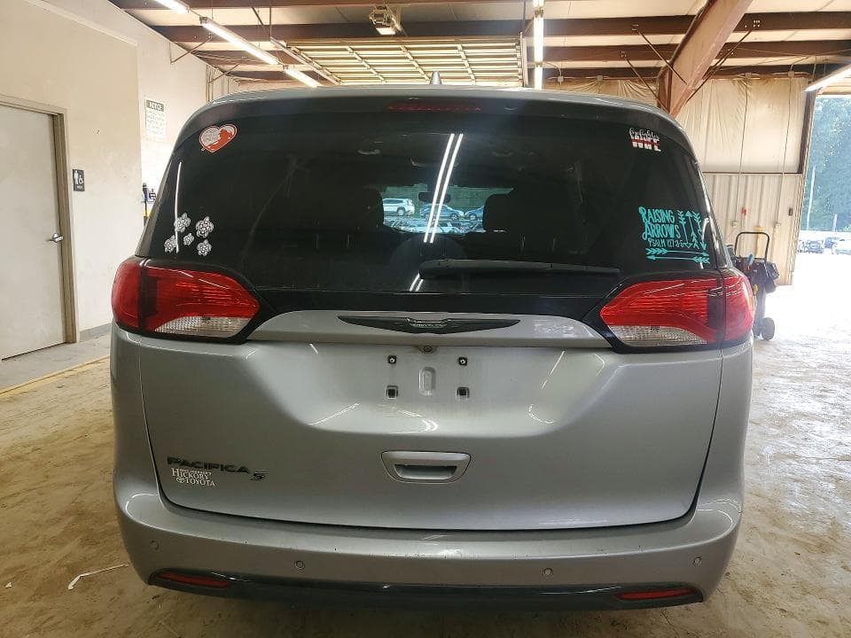 2019 CHRYSLER PACIFICA TOURING PLUS 6