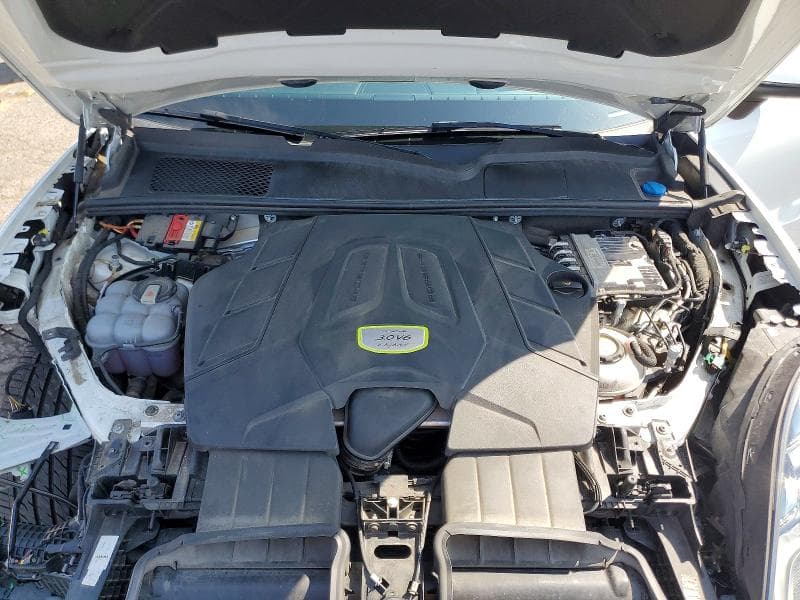 2019 PORSCHE CAYENNE SE HYBRID 12