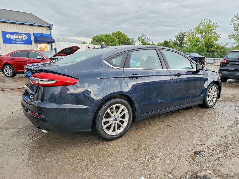 2020 FORD FUSION SE 3