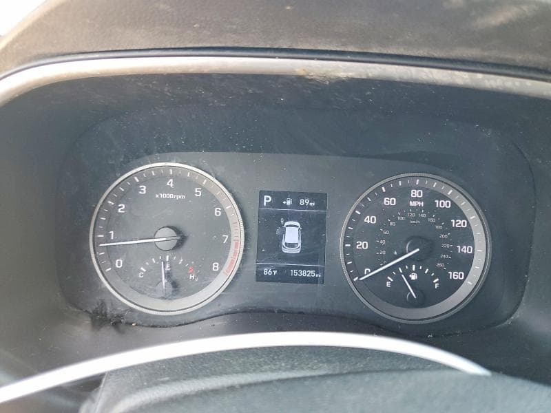 2020 HYUNDAI TUCSON SE 9