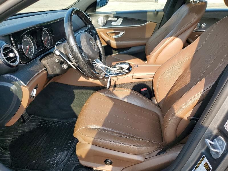 2017 MERCEDES-BENZ E 300 4MATIC 7