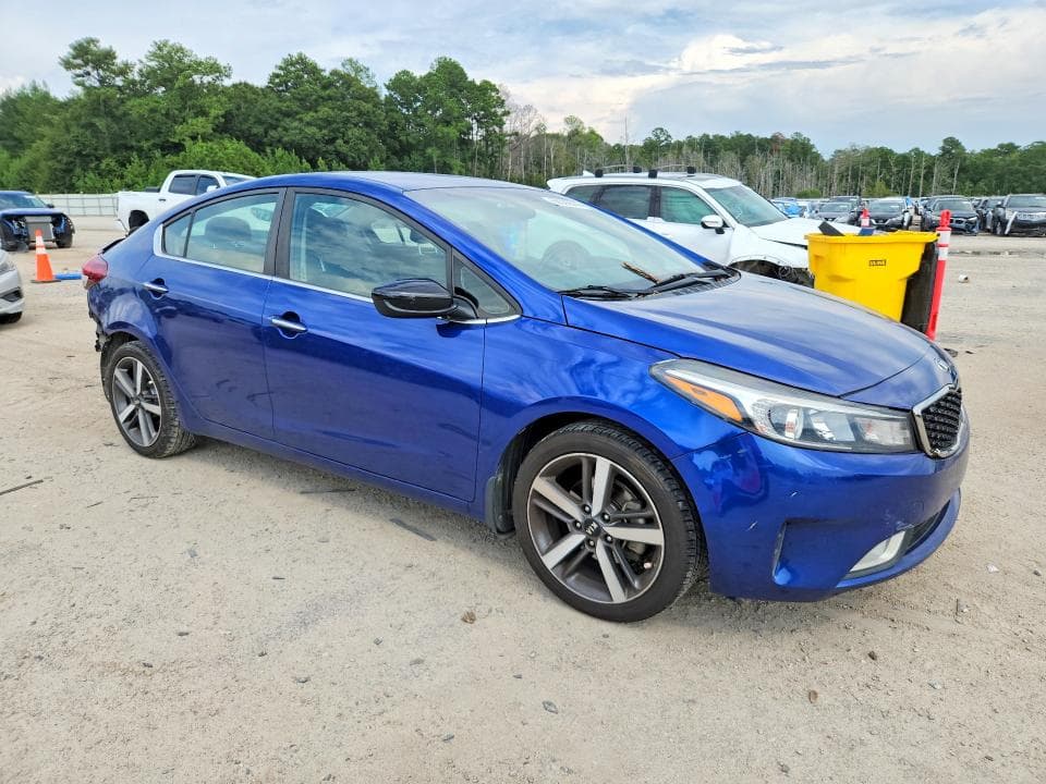 2017 KIA FORTE EX 4
