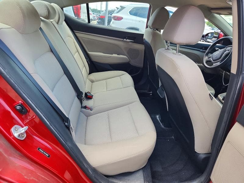 2017 HYUNDAI ELANTRA SE 10