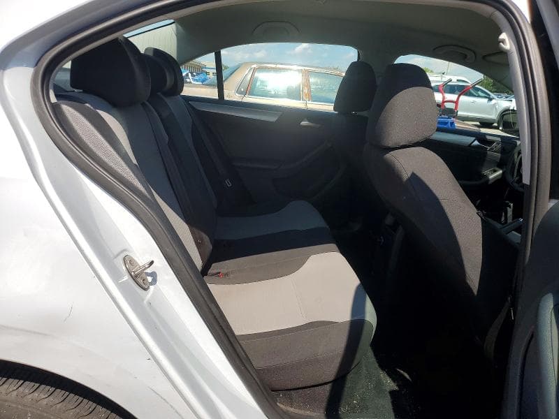 2018 VOLKSWAGEN JETTA S 10