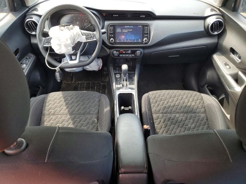 2021 NISSAN KICKS SV 8