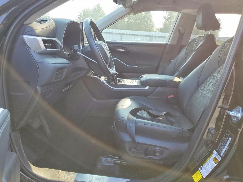 2025 TOYOTA HIGHLANDER HYBRID XLE NIGHTSHADE 7