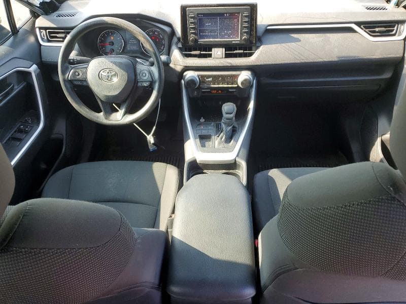 2021 TOYOTA RAV4 LE 8
