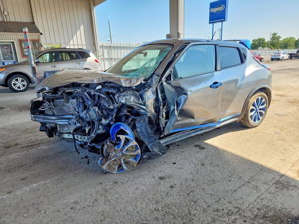 2017 NISSAN JUKE SL