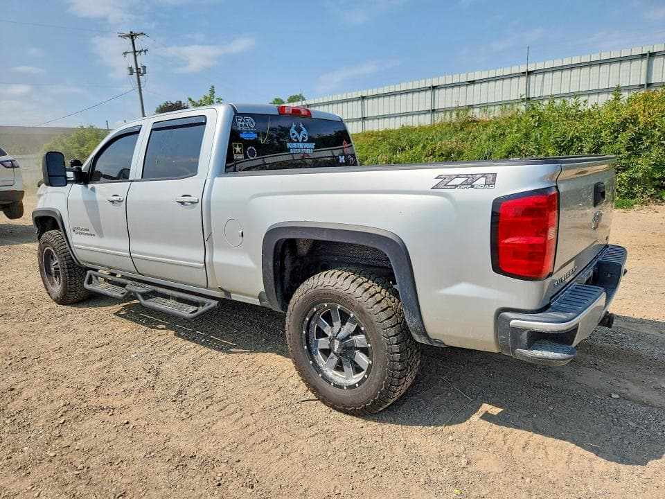 2017 CHEVROLET SILVERADO K1500 LT 2