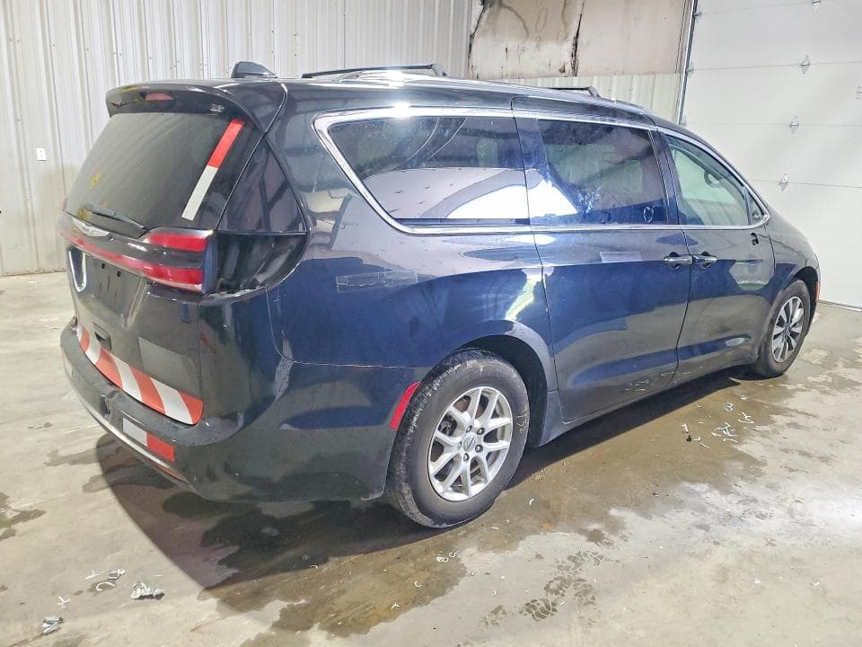 2021 CHRYSLER PACIFICA TOURING L 3