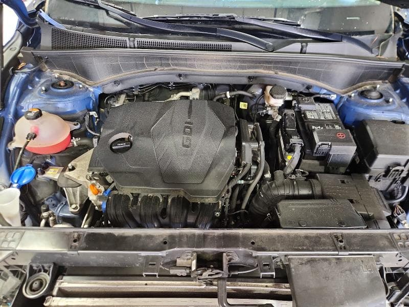2021 HYUNDAI SANTA FE SE 12