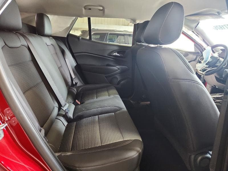 2025 CHEVROLET TRAX 1LT 10