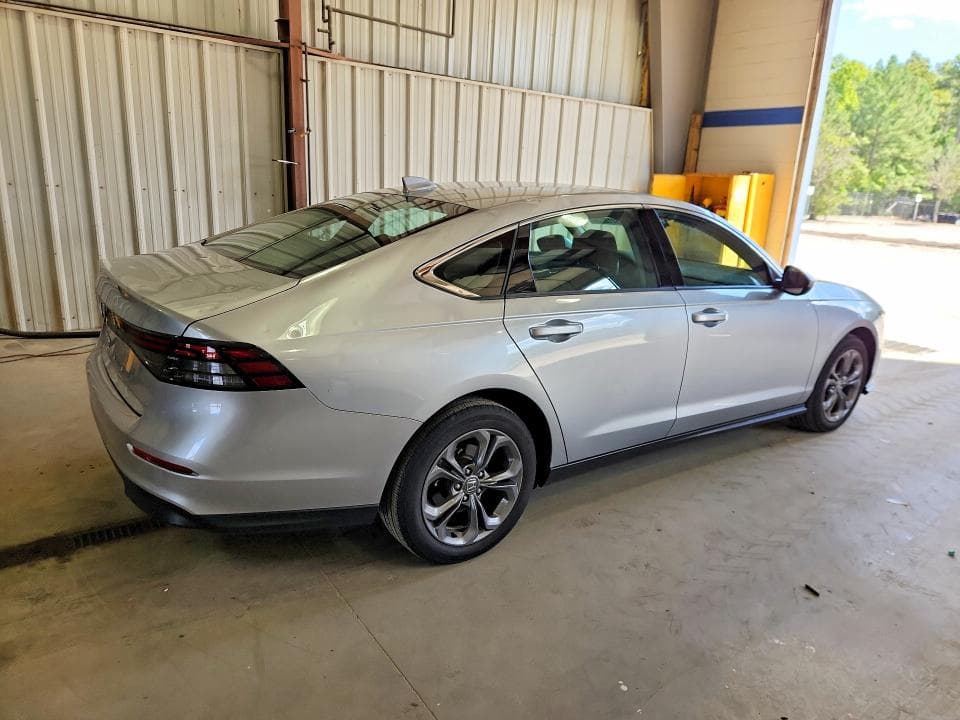 2024 HONDA ACCORD EX 3