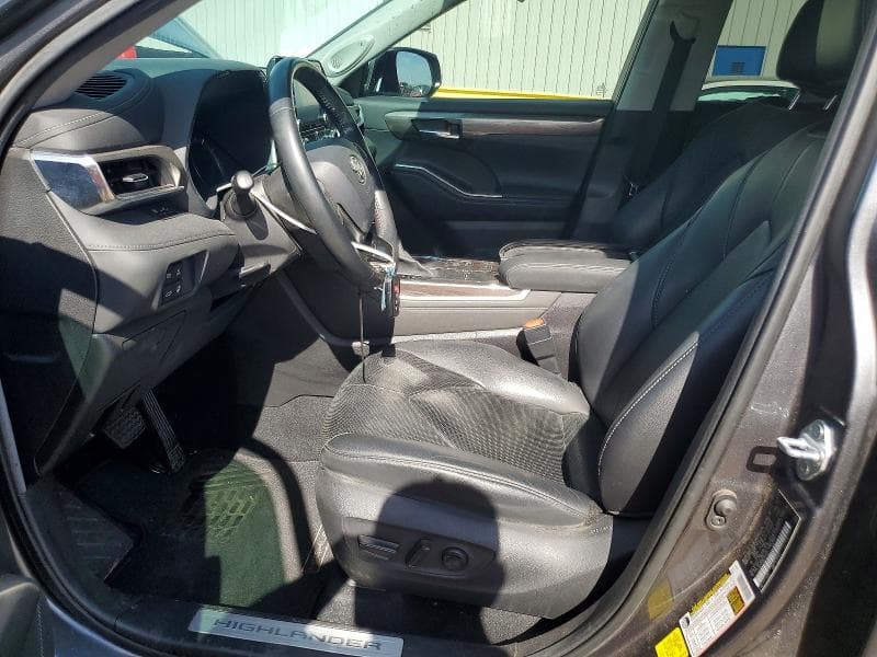 2021 TOYOTA HIGHLANDER HYBRID LIMITED 7