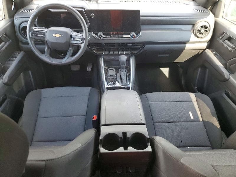 2026 CHEVROLET COLORADO 8
