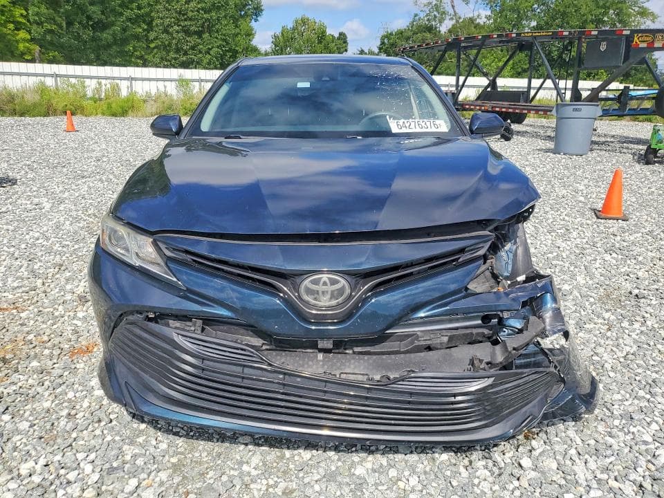 2020 TOYOTA CAMRY LE 5