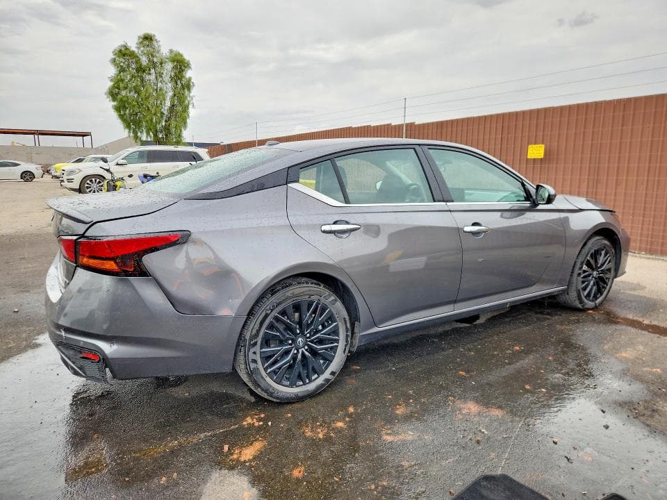 2025 NISSAN ALTIMA SV 3