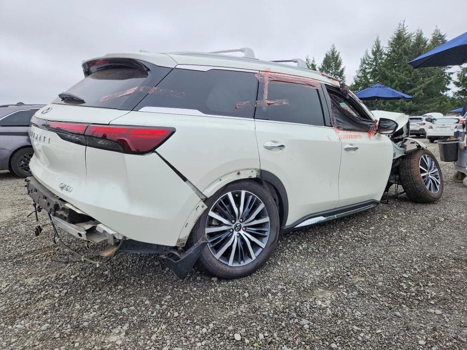 2023 INFINITI QX60 SENSORY 3
