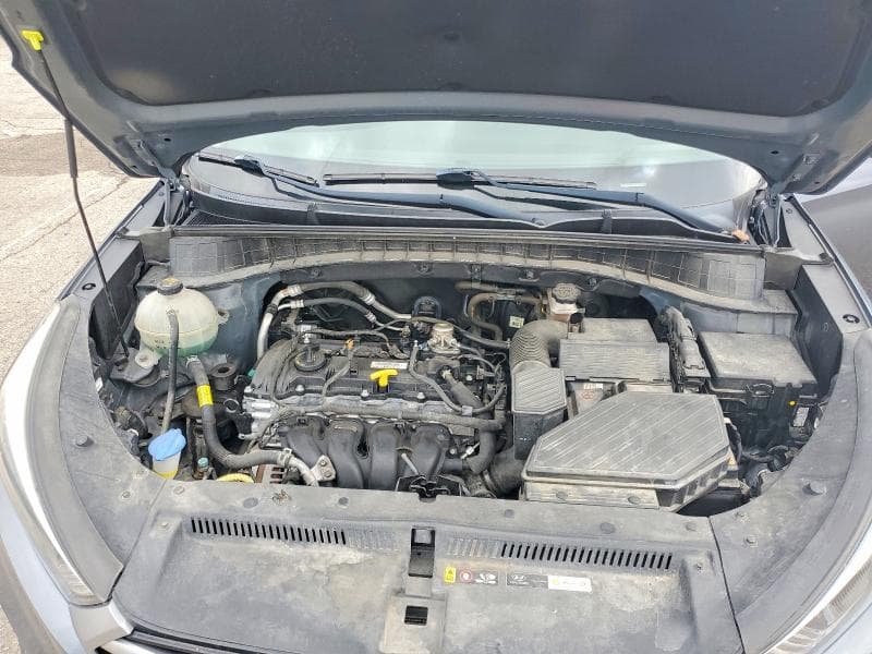 2017 HYUNDAI TUCSON SE 12
