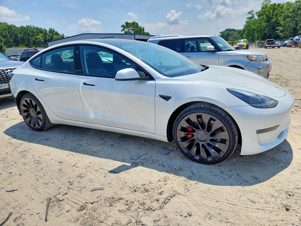 2023 TESLA MODEL 3 4