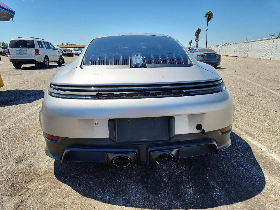 2025 PORSCHE 911 CARRERA GTS 6