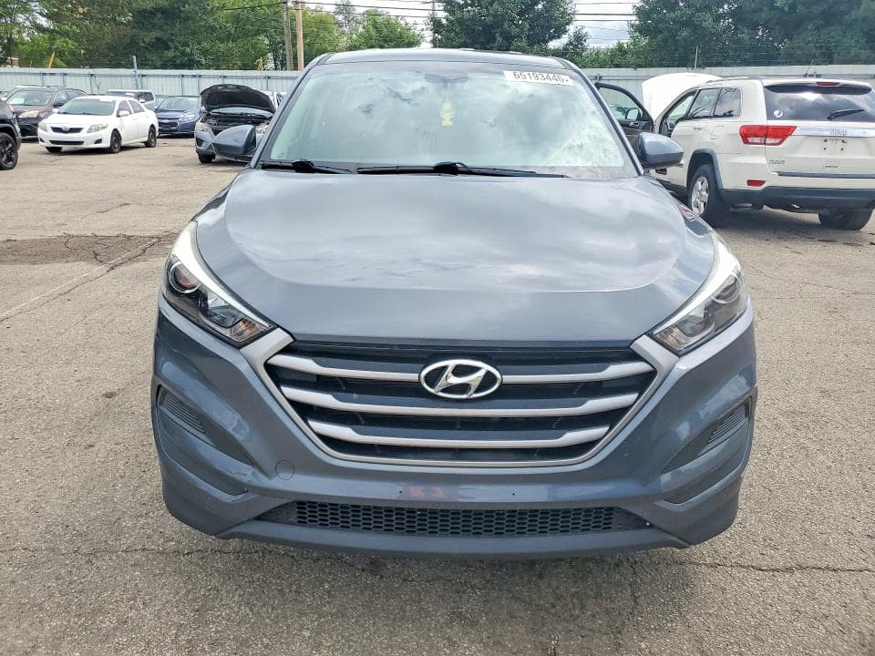 2017 HYUNDAI TUCSON SE 5