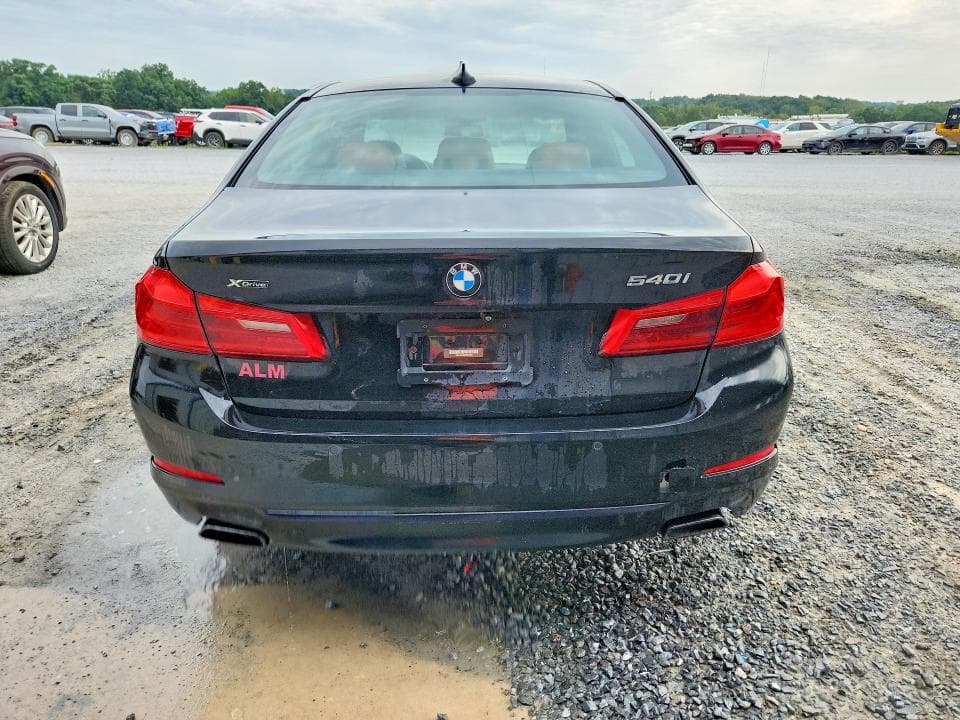 2018 BMW 540 XI 6