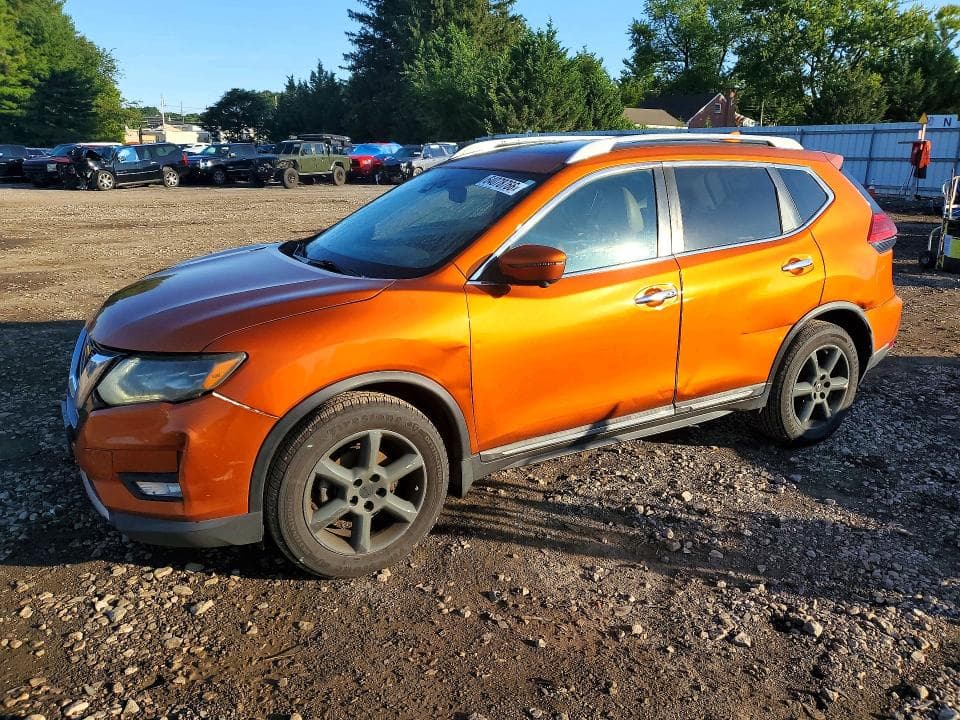 2017 NISSAN ROGUE SL - 1