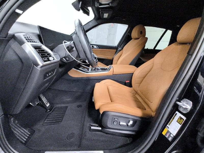 2025 BMW X5 XDRIVE50E 7