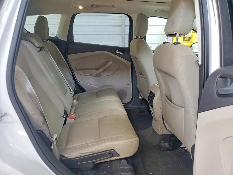 2018 FORD ESCAPE SE 11