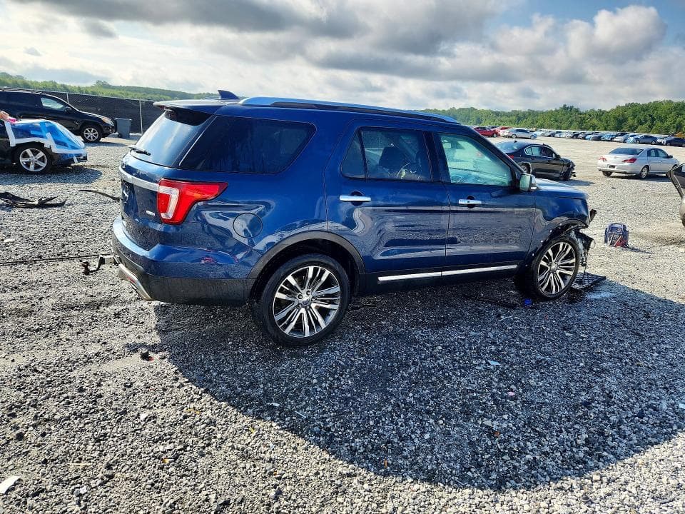 2017 FORD EXPLORER PLATINUM 3