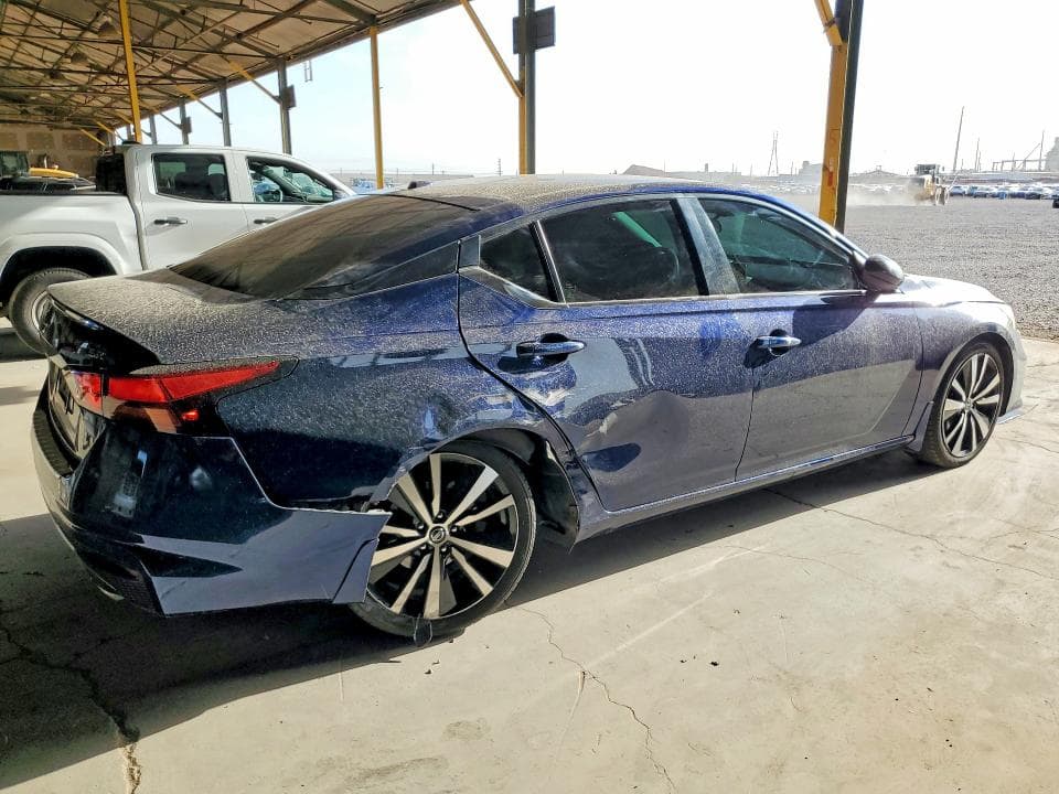 2021 NISSAN ALTIMA SR 3