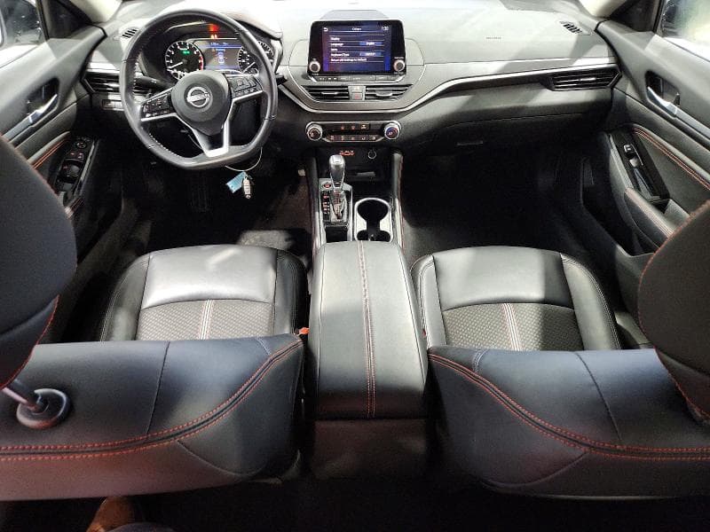 2023 NISSAN ALTIMA SR 8