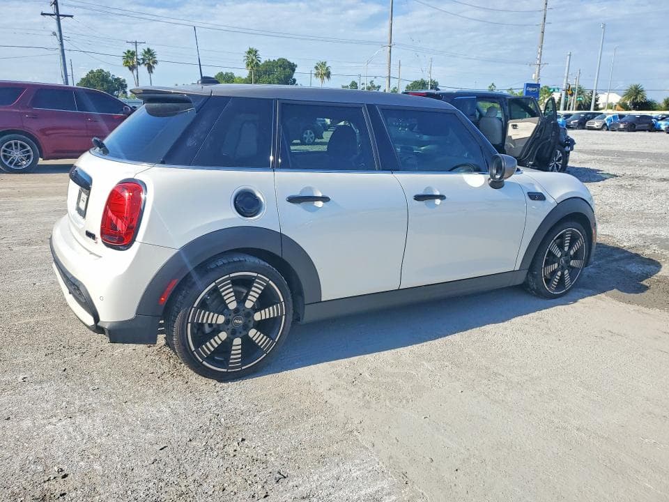 2024 MINI COOPER S 3