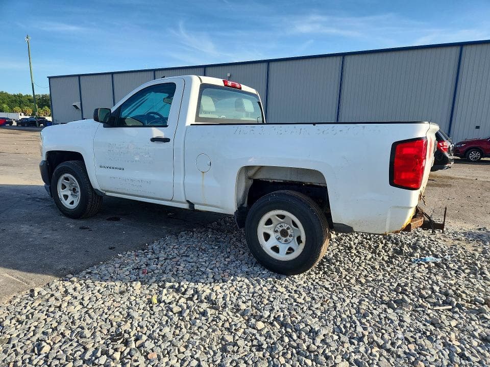 2018 CHEVROLET SILVERADO C1500 2