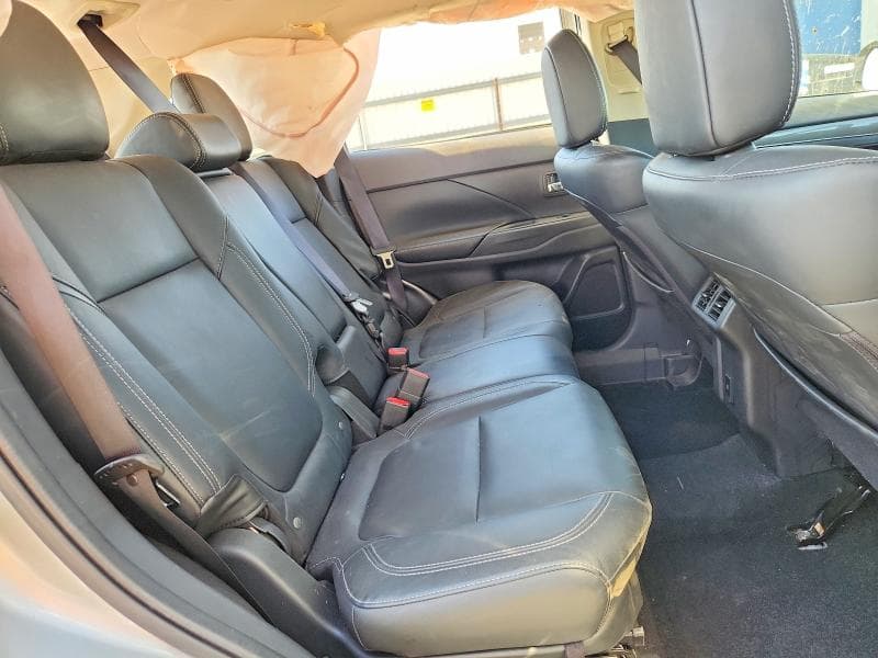 2020 MITSUBISHI OUTLANDER SE 11